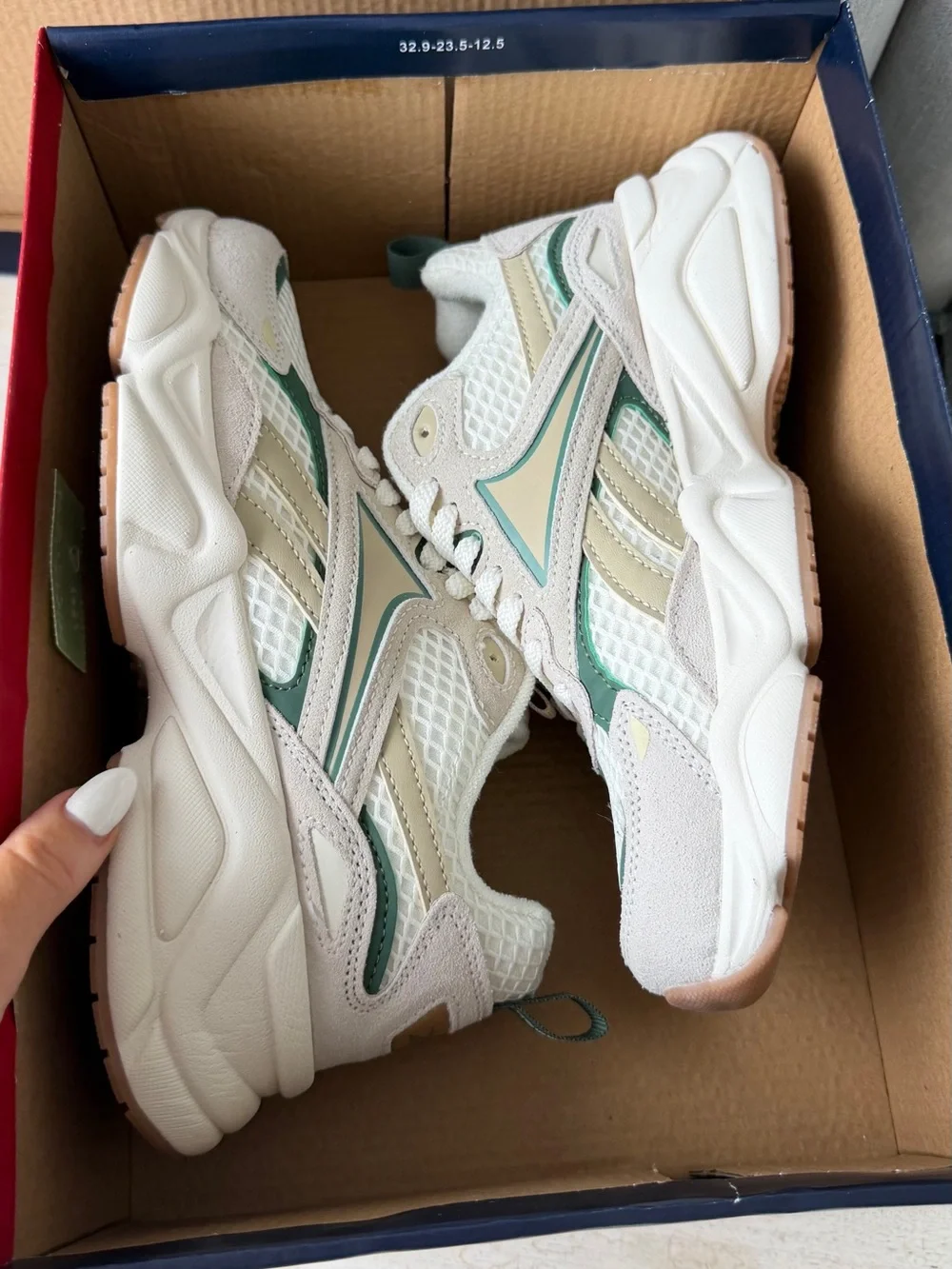 Reebok Women's Chunky Sneaker in Cream, Green & Beige